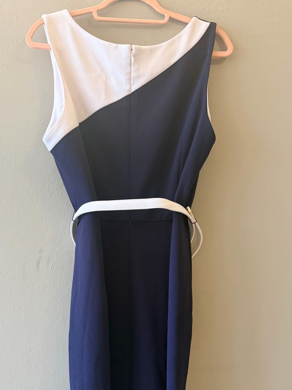 Sharagano Navy and White Colorblock Midi Sheath Dress